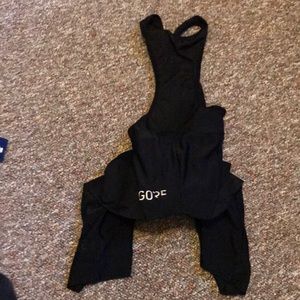 Gore men’s black bib